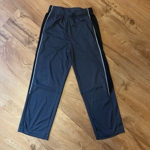 Old Navy youth athletic pants